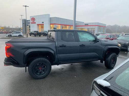 2024 Toyota Tacoma Hybrid TRD Pro