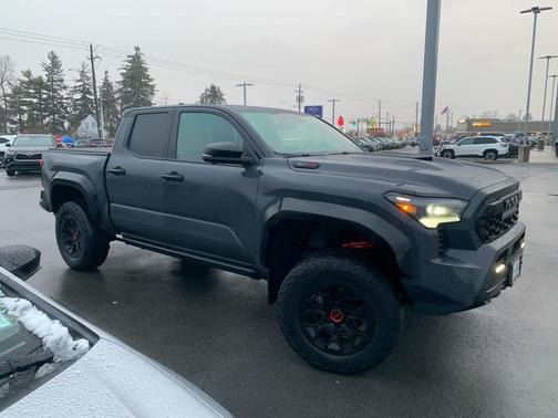 2024 Toyota Tacoma Hybrid TRD Pro