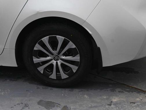 2022 Toyota Corolla Hybrid LE