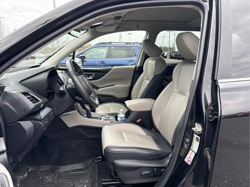 Crystal Black Silica 2019 Subaru Forester Limited