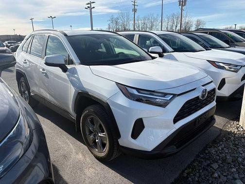 2023 Toyota RAV4 Hybrid XLE