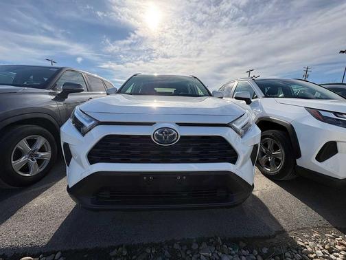 2023 Toyota RAV4 Hybrid XLE