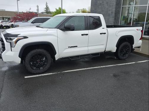 Ice Cap 2023 Toyota Tundra SR5
