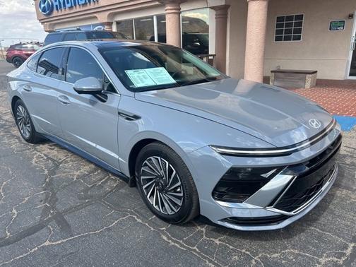 2024 Hyundai SONATA Hybrid Limited