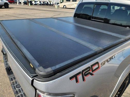 2021 Toyota Tacoma 