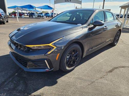 2026 Kia K5