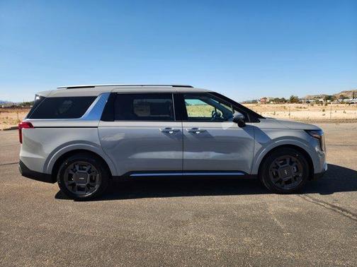 2026 Kia Carnival SX