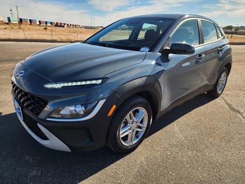 2022 Hyundai KONA SE