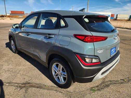 2022 Hyundai KONA SE