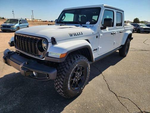 Bright White 2026 Jeep Gladiator Sport