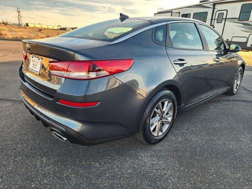 2020 Kia Optima LX