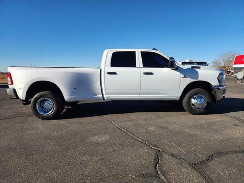 2023 RAM 3500 Tradesman
