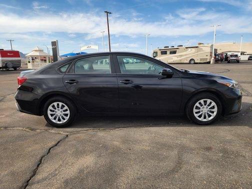 2024 Kia Forte LX