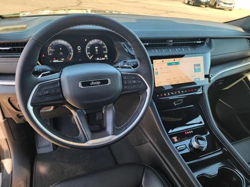 Baltic Gray 2026 Jeep Grand Cherokee Limited
