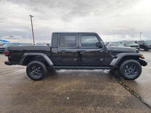 2023 Jeep Gladiator Sport