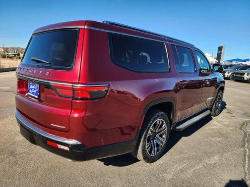 2023 Jeep Wagoneer L Series II