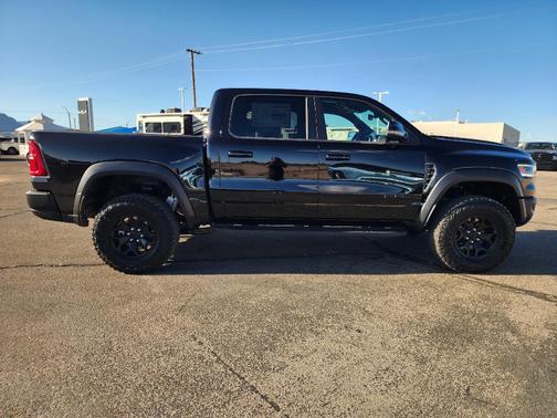 Diamond Black 2026 RAM 1500 RHO