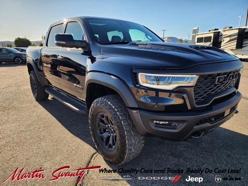 Diamond Black 2026 RAM 1500 RHO