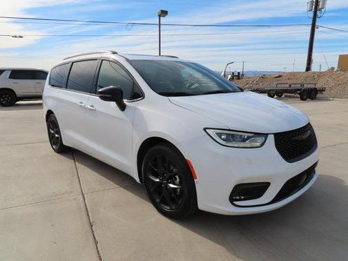 2024 Chrysler Pacifica Limited