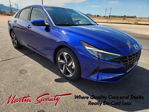 2023 Hyundai ELANTRA SEL