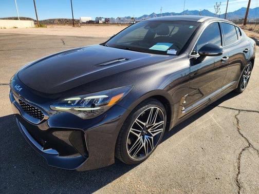 2022 Kia Stinger GT1