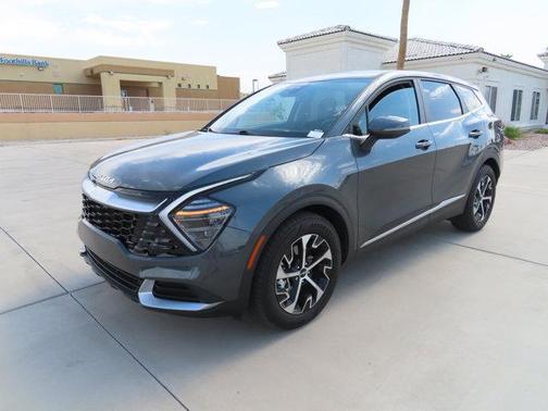 2024 Kia Sportage EX