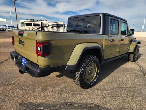 41 2026 Jeep Gladiator Sport