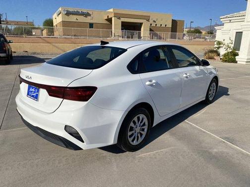2023 Kia Forte LX