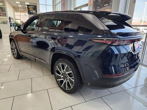 2025 Jeep Wagoneer S Limited