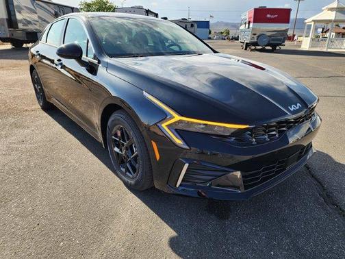 2025 Kia K5 LXS