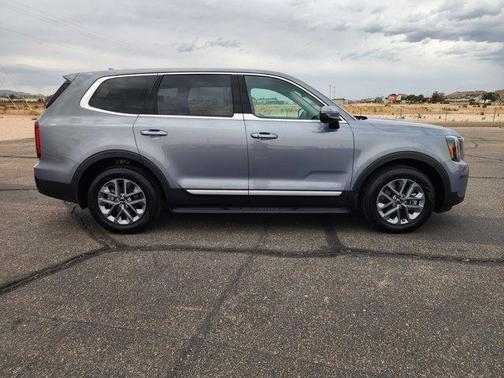 2025 Kia Telluride LX