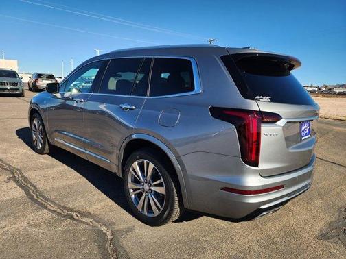 2024 Cadillac XT6 Premium Luxury FWD