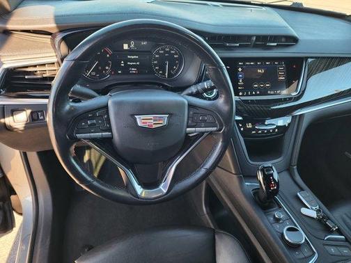 2024 Cadillac XT6 Premium Luxury FWD