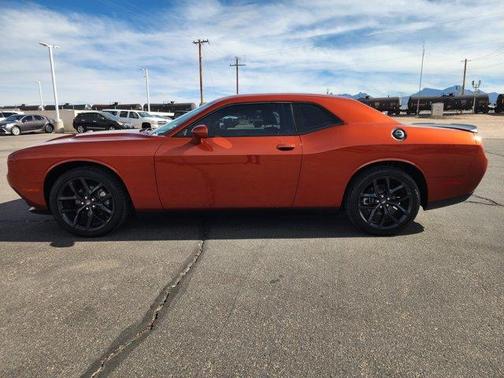 2021 Dodge Challenger SXT