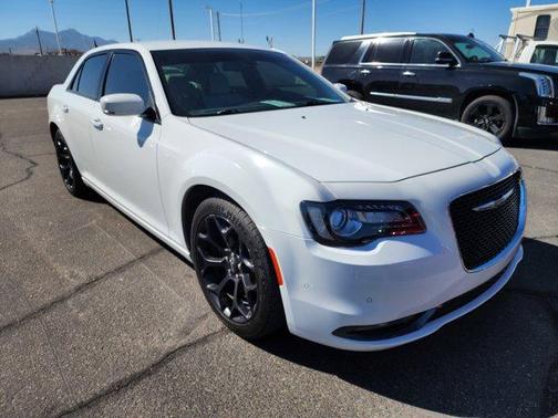 2019 Chrysler 300 S