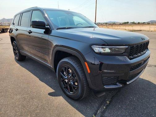 2025 Jeep Grand Cherokee L Laredo