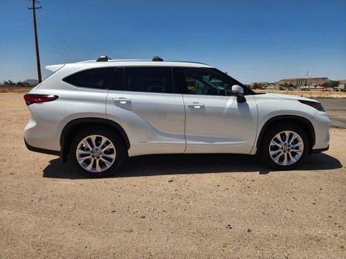 2023 Toyota Highlander Hybrid Limited