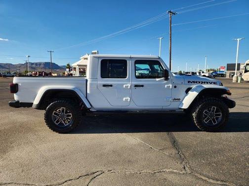 2025 Jeep Gladiator Mojave