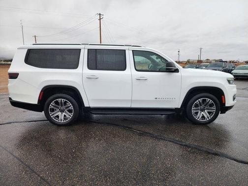 2023 Jeep Wagoneer L Series II