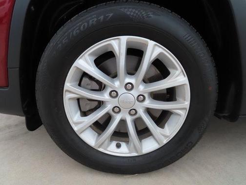 2020 Jeep Cherokee Latitude