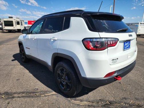 2023 Jeep Compass Trailhawk