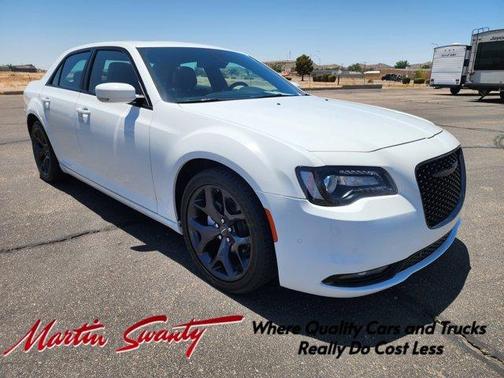 2022 Chrysler 300 S