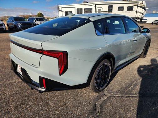 2025 Kia K4 GT-Line