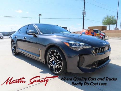2022 Kia Stinger GT1