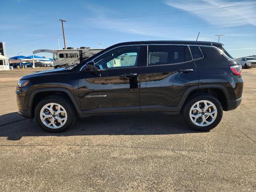 Diamond Black 2025 Jeep Compass Sport