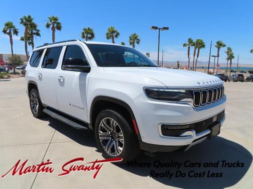 Bright White Clearcoat 2024 Jeep Wagoneer Series II