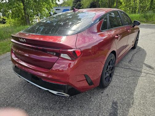 2022 Kia K5 LXS