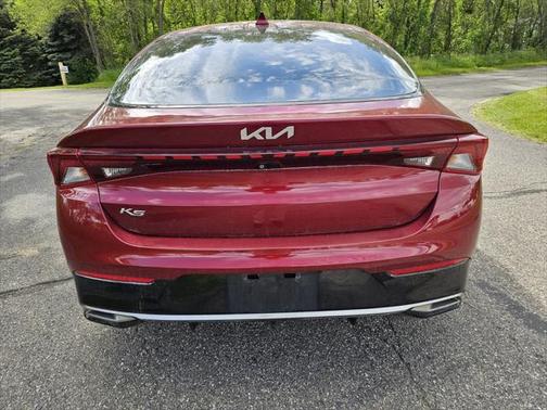 2022 Kia K5 LXS