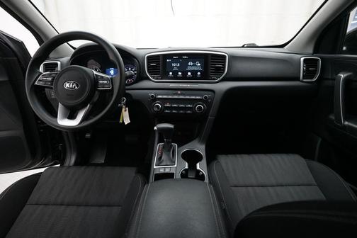 Black Cherry 2022 Kia Sportage LX
