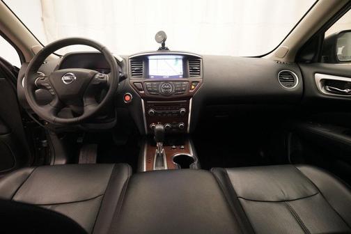 2018 Nissan Pathfinder Platinum